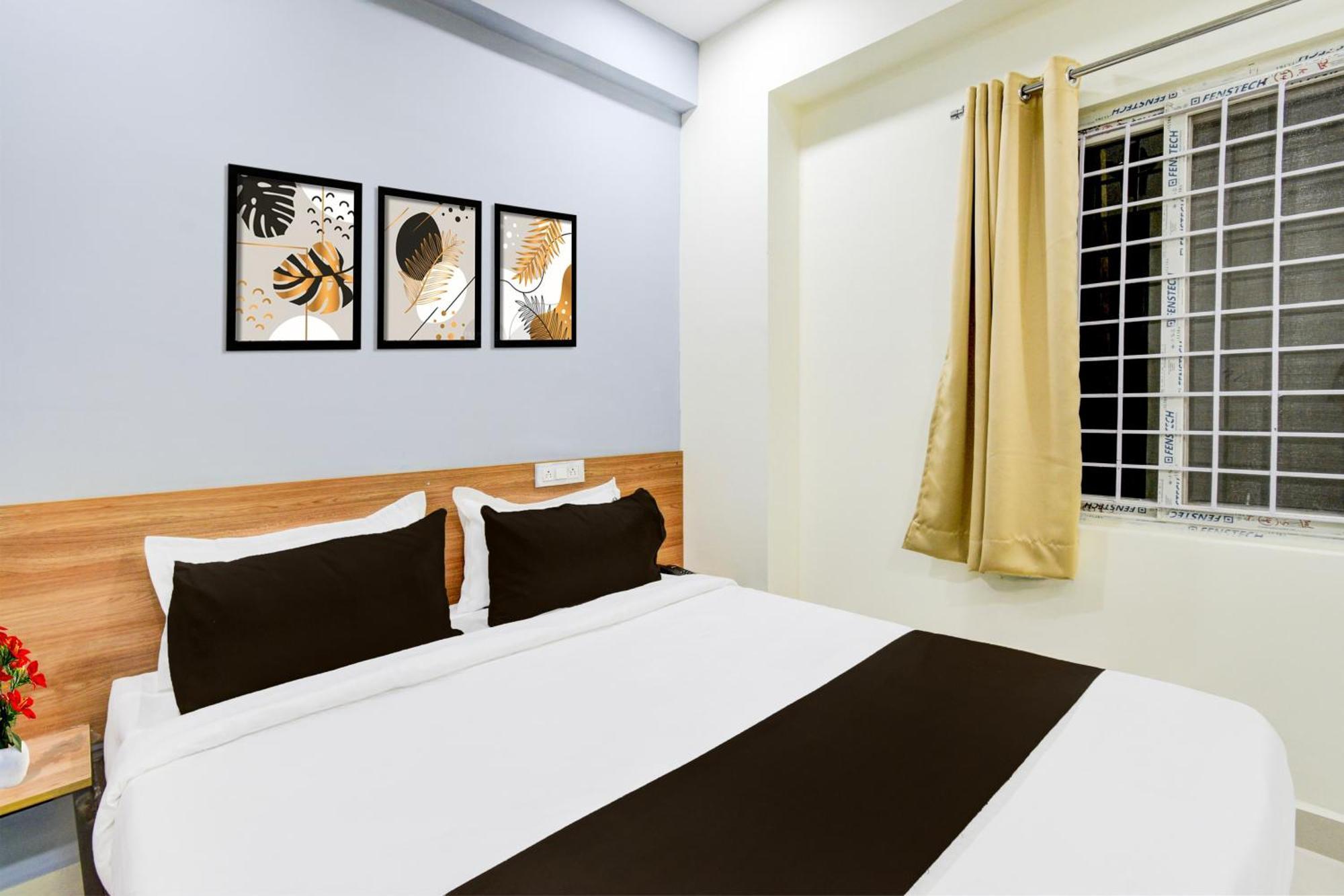 Super Townhouse Kukatpally North Formerly Munagala Arcade Hyderabad Exterior foto